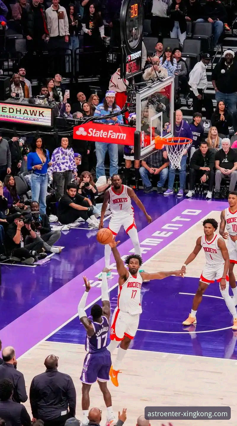 NBA常规赛最新动态：火箭主场大胜尼克斯，杜兰特27分引领三连胜